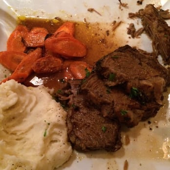 Vilorio’s Bar & Bistro - Short rib special - YUM - New American Near Me - North Attleborough, Massachusetts Vilorio’s Bar & Bistro - Short rib special - YUM - New American Near Me - North Attleborough, Massachusetts