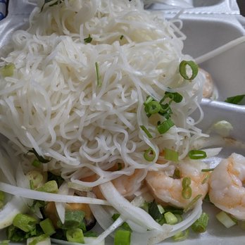 Soups & Rolls - Noodles, onions and very little seafood - Vietnamese Near Me - San Antonio, Texas Soups & Rolls - Noodles, onions and very little seafood - Vietnamese Near Me - San Antonio, Texas