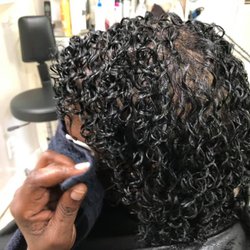 Natural Divas Hair Salon and Spa