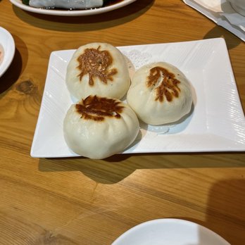 MingHin Cuisine - pan fried pork and veggie bun - Dim Sum Near Me - Chicago, Illinois MingHin Cuisine - pan fried pork and veggie bun - Dim Sum Near Me - Chicago, Illinois
