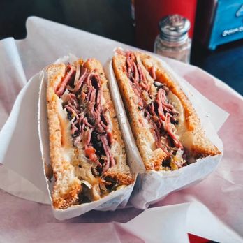 Pete's Deli & Cafe - Reuben - Delis Near Me - San Francisco, California Pete's Deli & Cafe - Reuben - Delis Near Me - San Francisco, California