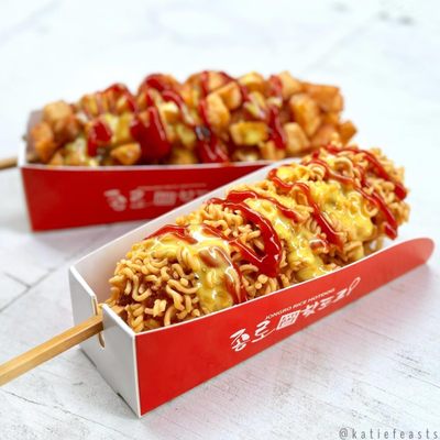 Jongro Rice Hotdog by null