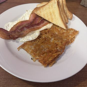 The Roadrunner Restaurant - Breakfast & Brunch Near Me - Langley, British Columbia The Roadrunner Restaurant - Breakfast & Brunch Near Me - Langley, British Columbia