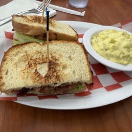 BLT