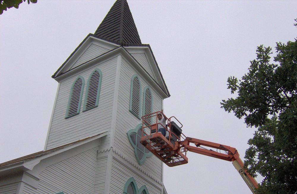 Slide of Austin Roof Specialists