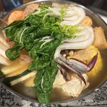 Boiling Avenue - Hot Pot Near Me - Sacramento, California
