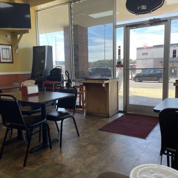HotSpot Hoover - Entry way - Chicken Wings Near Me - Birmingham, Alabama