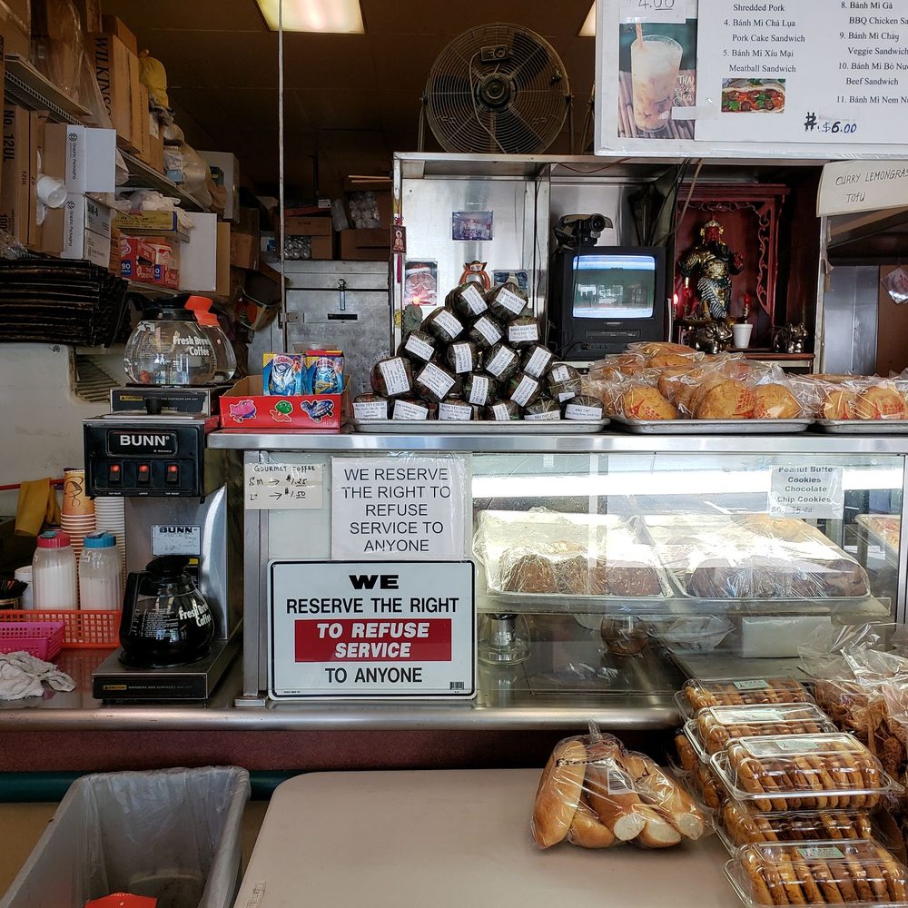 Cam Huong Bakery - Bakeries Near Me - Oakland, California