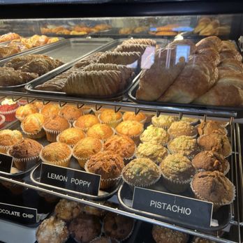 Utopia Bagels - Bakeries Near Me - Whitestone, New York