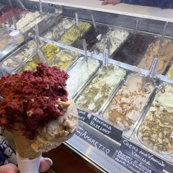 Old Bridge - Mix Berry and Hazelnut - Ice Cream & Frozen Yogurt Near Me - Rome, RM Old Bridge - Mix Berry and Hazelnut - Ice Cream & Frozen Yogurt Near Me - Rome, RM