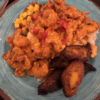 The Sandbar Beach Eats - Hurricane Shrimp and Grouper! - Bars Near Me - Hilton Head Island, South Carolina The Sandbar Beach Eats - Hurricane Shrimp and Grouper! - Bars Near Me - Hilton Head Island, South Carolina
