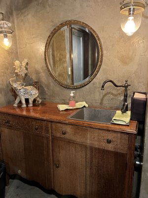 MAY KITCHEN + BAR by null
