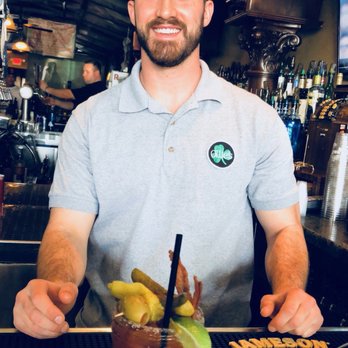 Ollie's Pub - Irish Pub Near Me - Lodi, California