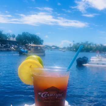 Crump's Landing - Gettin' my Bloody Mary on. Cheers. - American Near Me - Homosassa, Florida