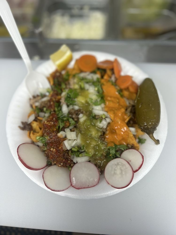 Taqueria Los 3 Animales Logo