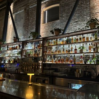 Good Neighbor - Bar Area - American Near Me - Sacramento, California