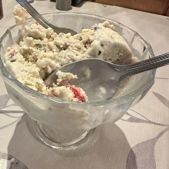 D'Aurelios - Spumoni - Pizza Near Me - Fort Bragg, California D'Aurelios - Spumoni - Pizza Near Me - Fort Bragg, California