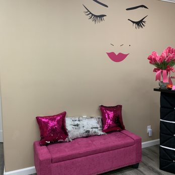 Dae SkinCare - Cozy waiting area - Skin Care Near Me - La Palma, California Dae SkinCare - Cozy waiting area - Skin Care Near Me - La Palma, California