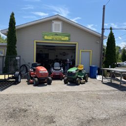 Exterior photo of Kittery Small Engine Repair - Kittery, Maine Exterior photo of Kittery Small Engine Repair - Kittery, Maine