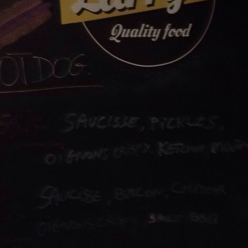 Larry's - Hot Dogs Near Me - Paris, 75