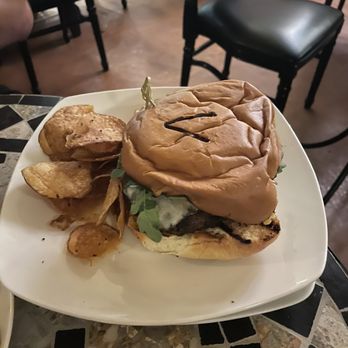 Vampire Cafe - Vampire burger - Cafes Near Me - New Orleans, Louisiana