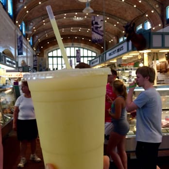 Juice Garden - Peach & mango Lemonade slushie - Juice Bars & Smoothies Near Me - Cleveland, Ohio