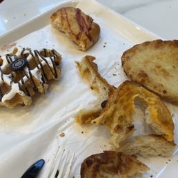 S'mores waffle 9/10 Grilled cheese 9/10 S'mores waffle 9/10 Grilled cheese 9/10