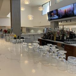 Valor - Nicely done bar counter
