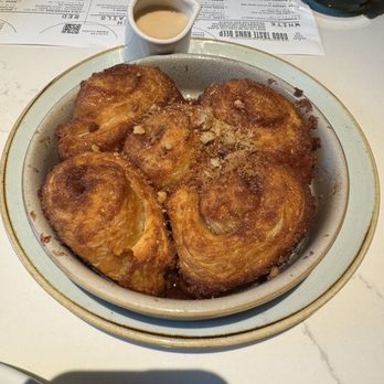 Sixty Vines - Needed more walnuts! 8/10 - New American Near Me - Orlando, Florida