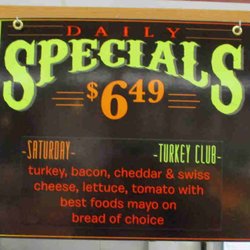 Yoke's Fresh Market - Lunchy-Lunch...  ;)