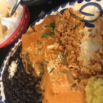 Chevys Fresh Mex - Bars Near Me - Bloomington, Minnesota