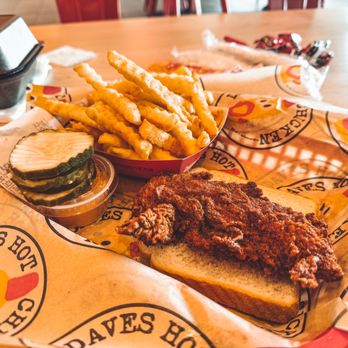 Dave's Hot Chicken - Chicken Dave's #1 2 Tenders w/ Fries (Very Hot) - Chicken Shop Near Me - Braintree, Massachusetts