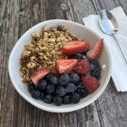 greek yogurt fruit bowl