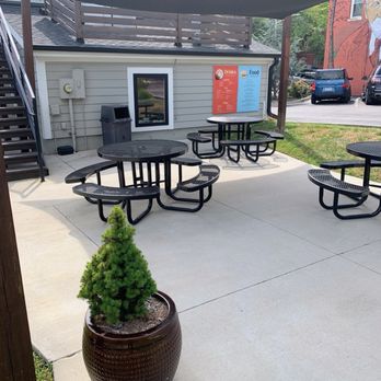 Splitlog Coffee Company - Patio seating in the back - Coffee & Tea Near Me - Kansas City, Kansas