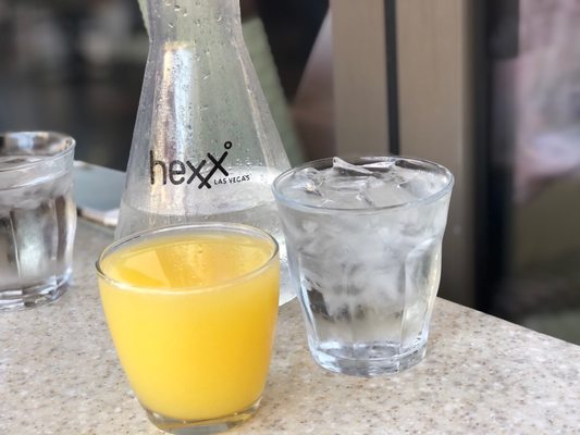 HEXX KITCHEN + BAR - 6597 Photos & 4190 Reviews - Cocktail Bars - 3655