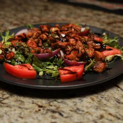 Bella Green Latin Sport Bar & Grill - Steak Salad, a great healthy option! Can also be modified to appeal to vegetarian & vegan diets.