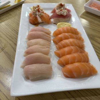 Itzavy Sushi - Salmon, yellowtail, Mickey Mouse, and Donald Duck - Sushi Bars Near Me - Reno, Nevada
