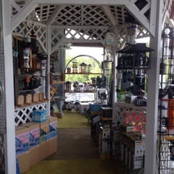 Waquoit Feed & Garden