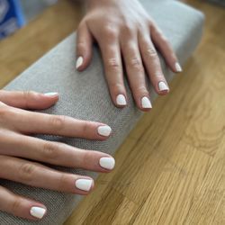Green Spa on the Go - Go Green manicure with non-toxic Zoya nail polish