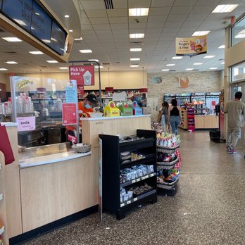 Wawa - Inside - Gas Stations Near Me - Jacksonville, Florida