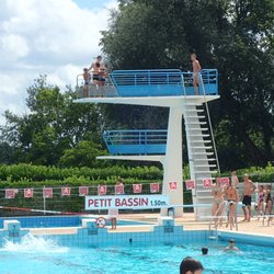 Piscine Municipale  à Montlieu la Garde - Montlieu-la-Garde (17 - Charente-Maritime, France) - Piscine municipale - Fosse à Plongeon