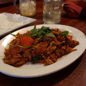 Khun Thai - Noodle and chicken dish - Thai Near Me - Brookings, Oregon Khun Thai - Noodle and chicken dish - Thai Near Me - Brookings, Oregon