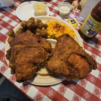 Gus's World Famous Fried Chicken - Fried chicken! - Chicken Shop Near Me - Germantown, Tennessee Gus's World Famous Fried Chicken - Fried chicken! - Chicken Shop Near Me - Germantown, Tennessee