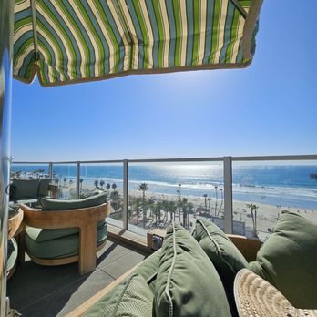 The Rooftop Bar - Beer Bar Near Me - Oceanside, California
