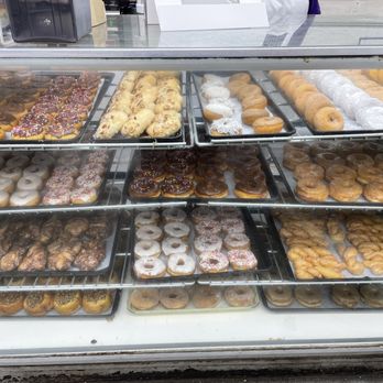 Pettit's Pastry - Donuts and pastries - Bakeries Near Me - Omaha, Nebraska Pettit's Pastry - Donuts and pastries - Bakeries Near Me - Omaha, Nebraska