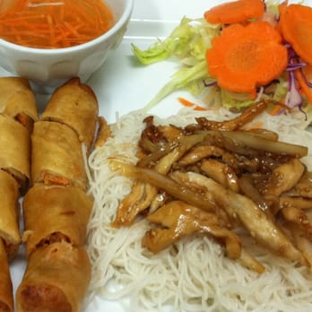 Restaurant Ben Thanh - a plate of chinese food - Vietnamese Near Me - Montreal, Quebec Restaurant Ben Thanh - a plate of chinese food - Vietnamese Near Me - Montreal, Quebec