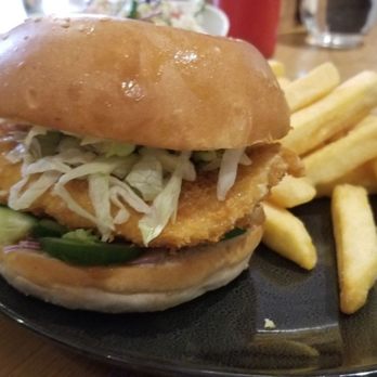 Pink Flake - Fish burger - Restaurants Near Me - St Kilda, VIC