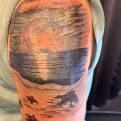 Studio Thirteen - This photo was taken moments after Leif completed it. I will try to post an additional photo once it heals.