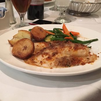 LouCas - Italian Near Me - Edison, New Jersey LouCas - Italian Near Me - Edison, New Jersey