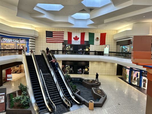 Fairlane Town Center by null